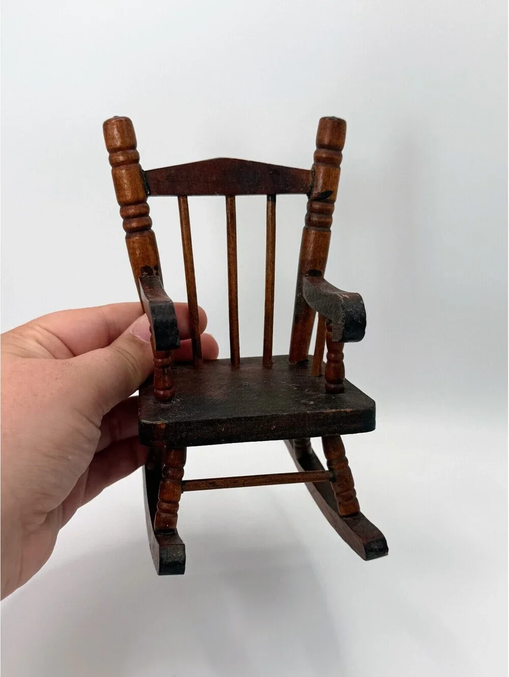 1:6 Vintage Wood Dollhouse Rocking Chair Spindle Back Miniature Furniture